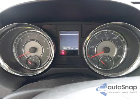 2013 Chrysler Town & Country Touring z USA, uszkodzony, nr VIN 2C4RC1BG1DR810277